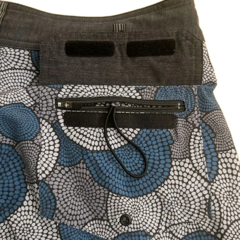 Laird Classic Boarshort Limited Edition Swim Trunks Men 32 Swimwear Swirl Gray